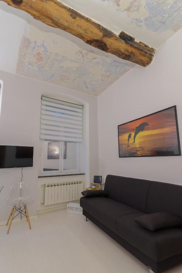 Intern8 Apartment *